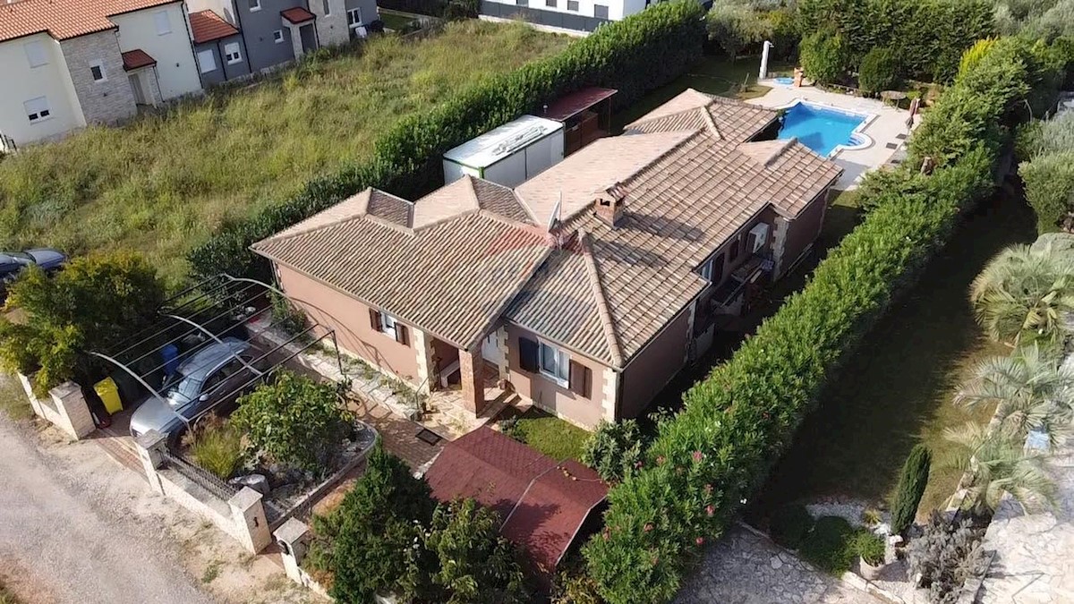 Casa Kaštelir, Kaštelir-Labinci, 157m2