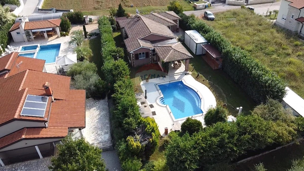 Casa Kaštelir, Kaštelir-Labinci, 157m2