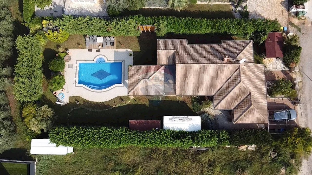 Casa Kaštelir, Kaštelir-Labinci, 157m2