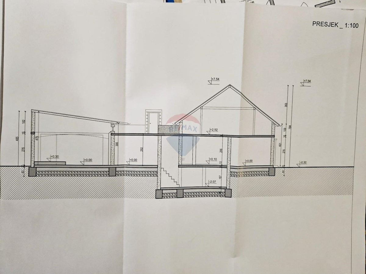 Casa Centar, Velika Gorica, 384m2