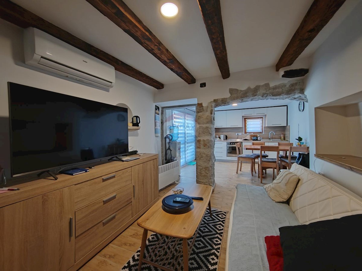 Casa Milovčići, Malinska-Dubašnica, 100m2