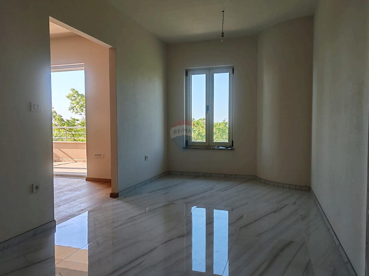 Appartamento Marinići, Viškovo, 105m2