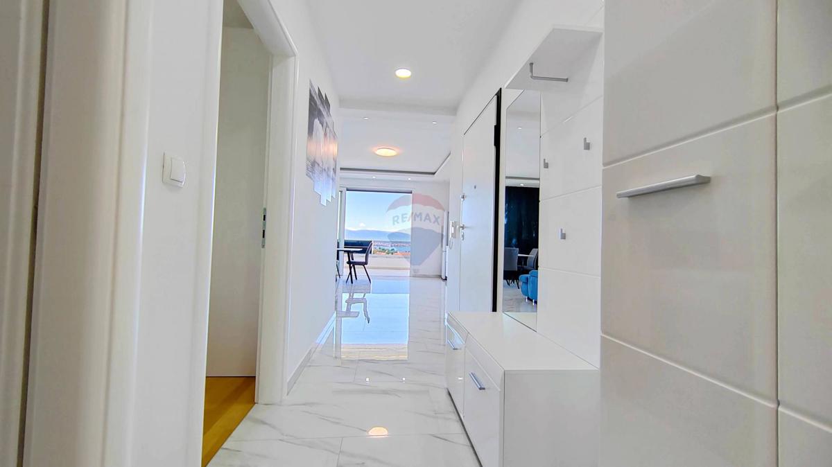 Appartamento Malinska, Malinska-Dubašnica, 81m2