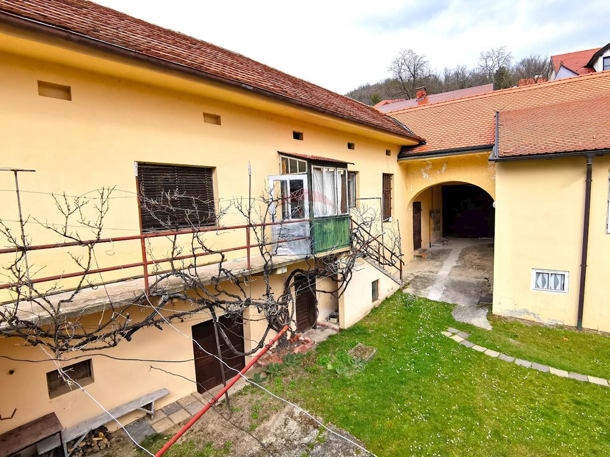 Villa Singola/Casa Vacanza Centar, Krapina, 393m2