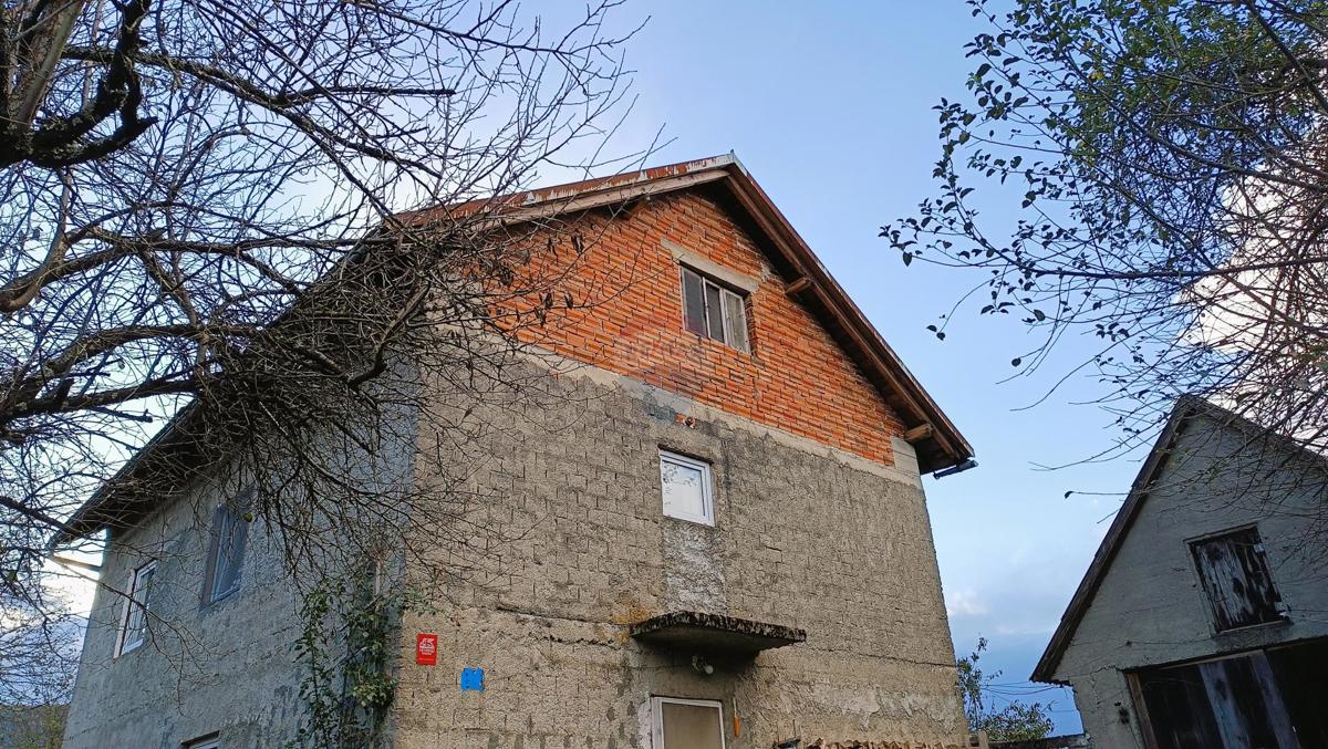 Casa Jezero I Dio, Plaški, 190m2