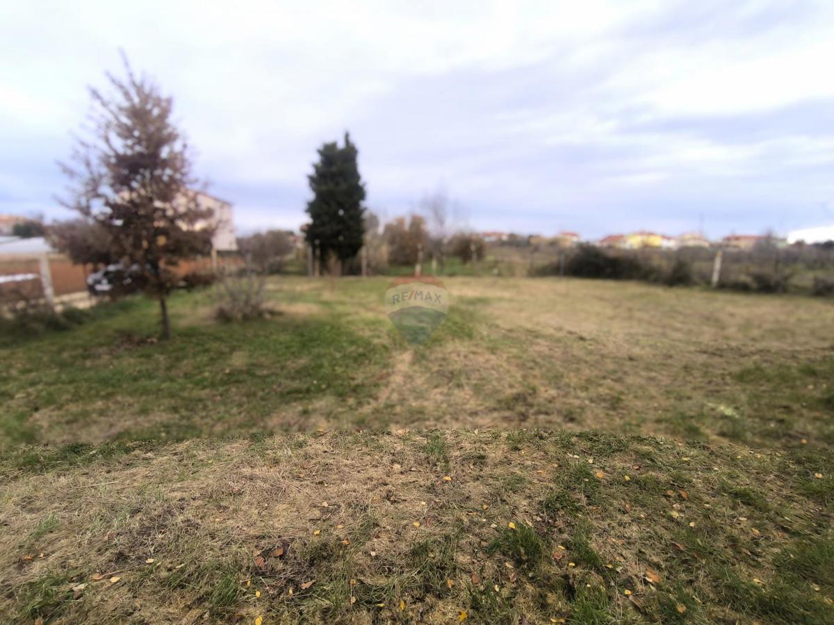 Terreno edificabile Valbandon, Fažana, 755m2