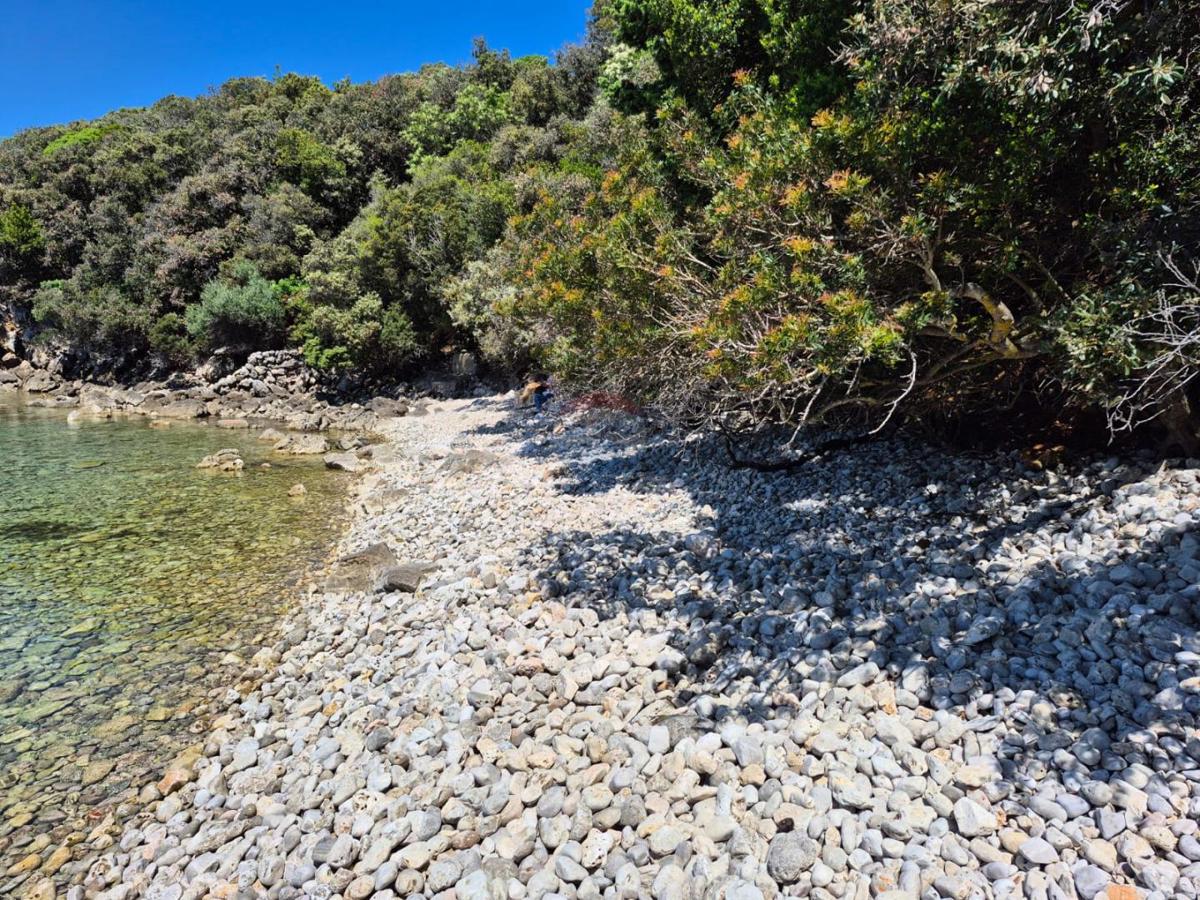 Terreno non edificabile Ustrine, Mali Lošinj, 1.446m2