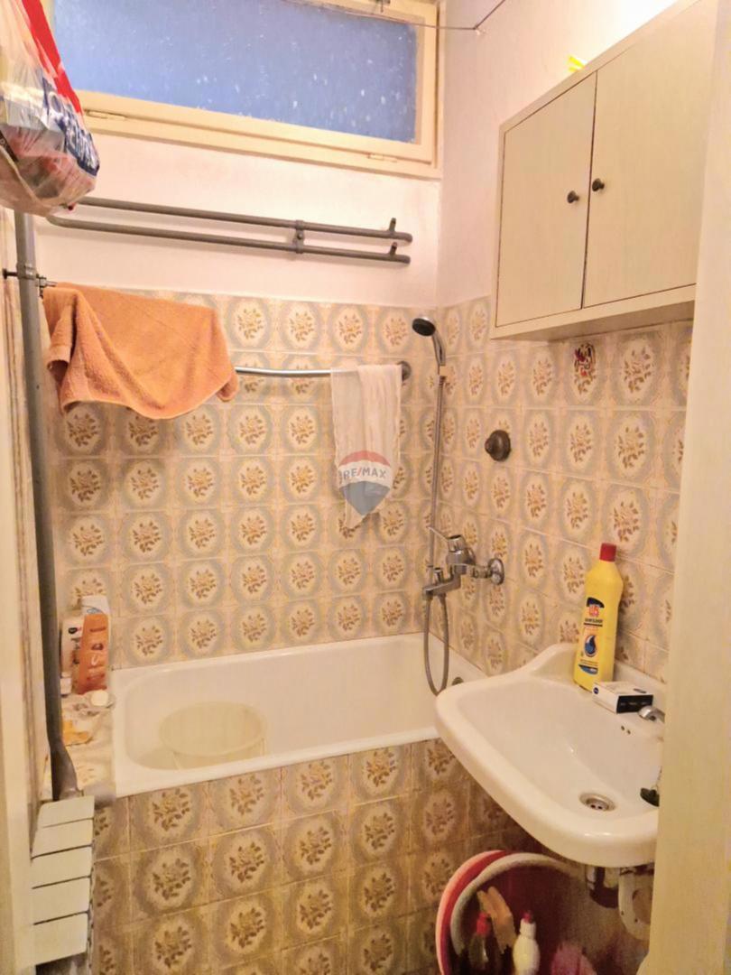 Appartamento Folnegovićevo naselje, Peščenica - Žitnjak, 50,66m2
