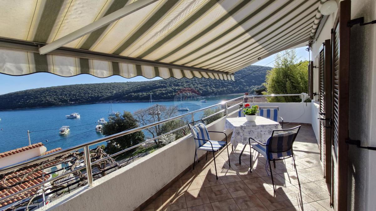 Istria, Krnički Porat – appartamento con due camere da letto e vista mare, vicino alla spiaggia