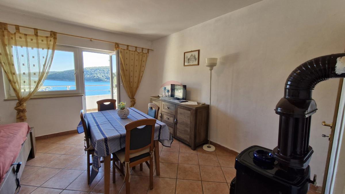 Istria, Krnički Porat – appartamento con due camere da letto e vista mare, vicino alla spiaggia
