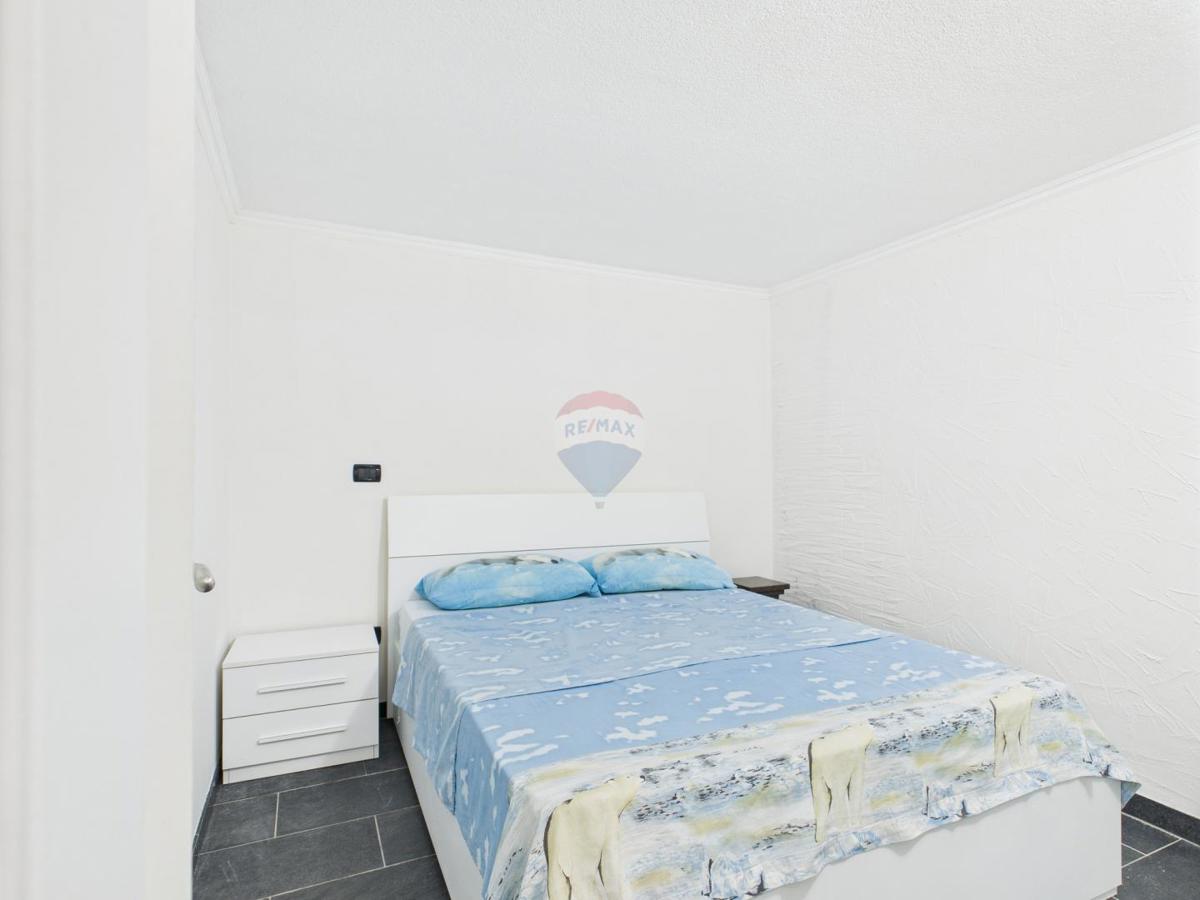 Crikvenica, Selce – casa con due appartamenti nel centro