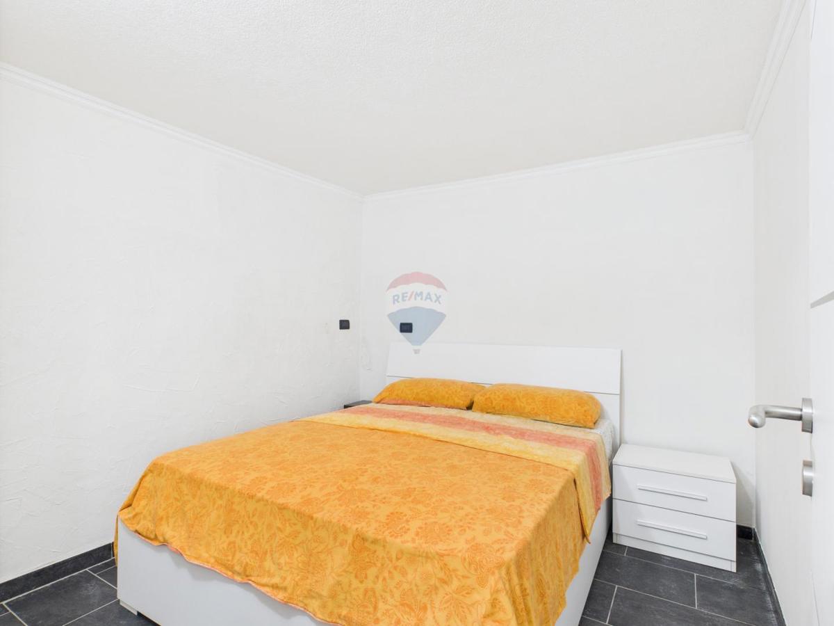 Crikvenica, Selce – casa con due appartamenti nel centro