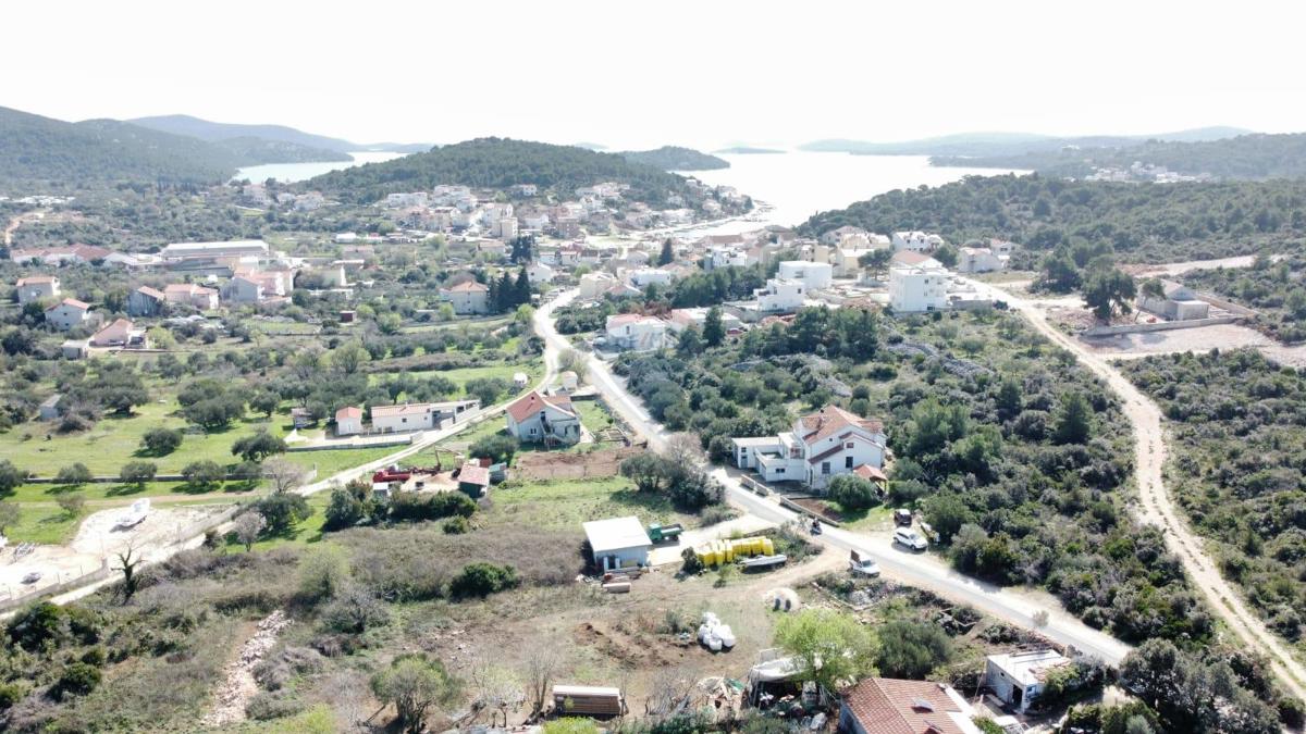 Terreno edificabile Tisno, 1.644m2