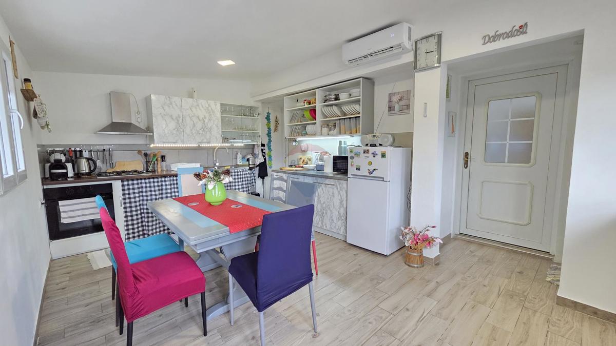 Casa Pavićini, Marčana, 74m2