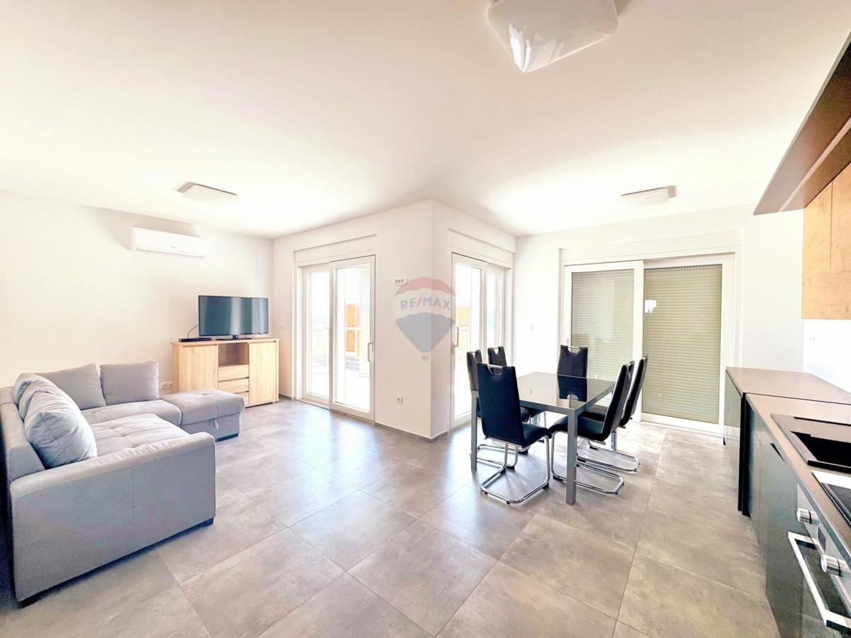 Appartamento Smokvica Krmpotska, Novi Vinodolski, 74m2