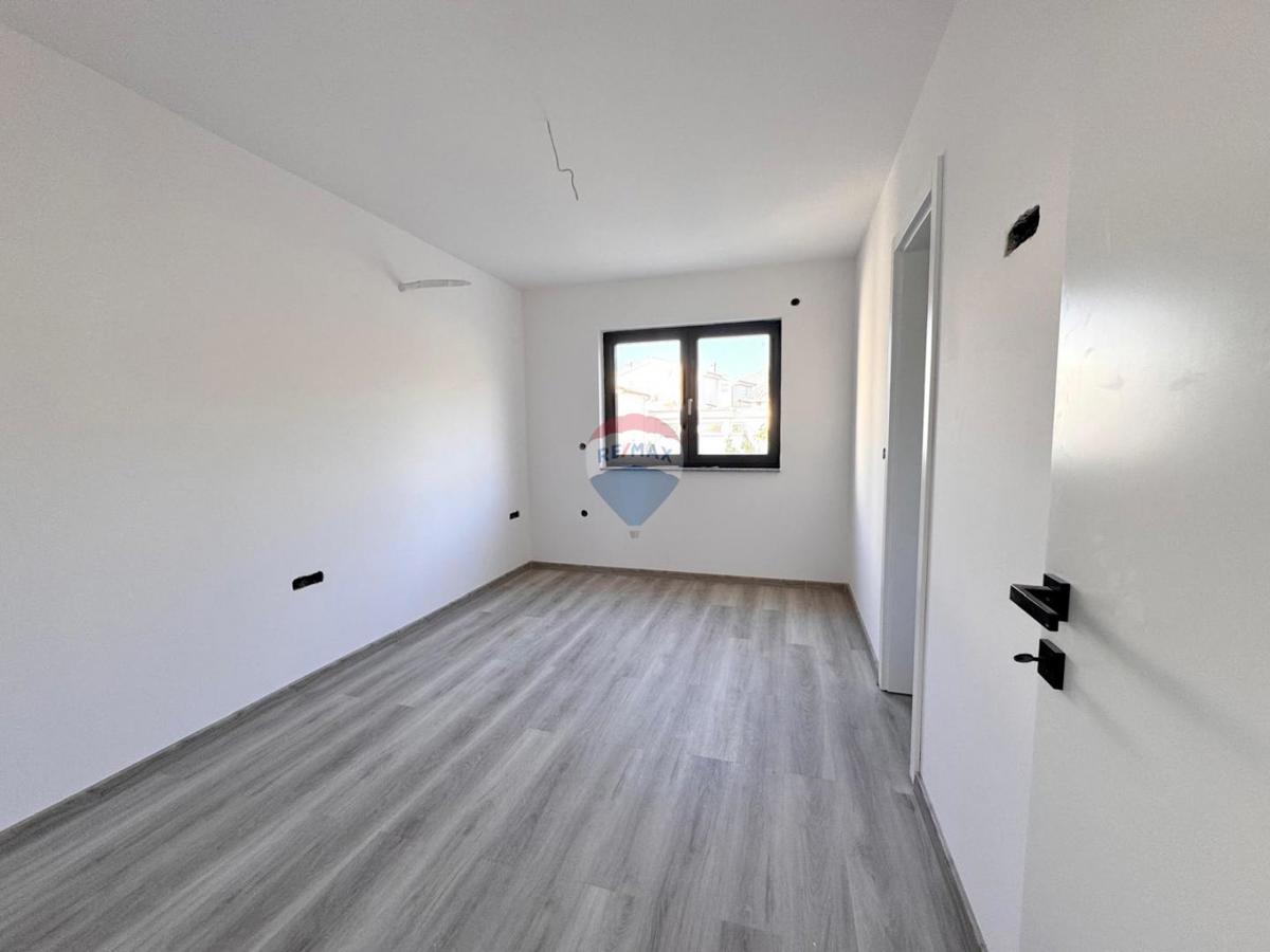 Appartamento Klenovica, Novi Vinodolski, 122m2