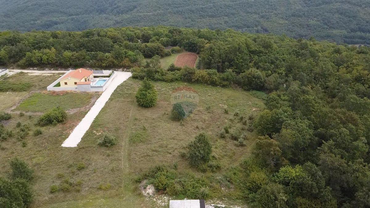 Terreno edificabile Kringa, Tinjan, 734m2