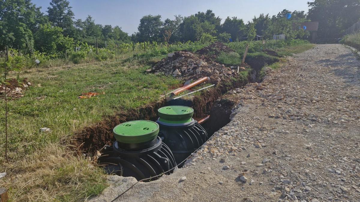 Terreno edificabile Domijanići, Žminj, 1.351m2