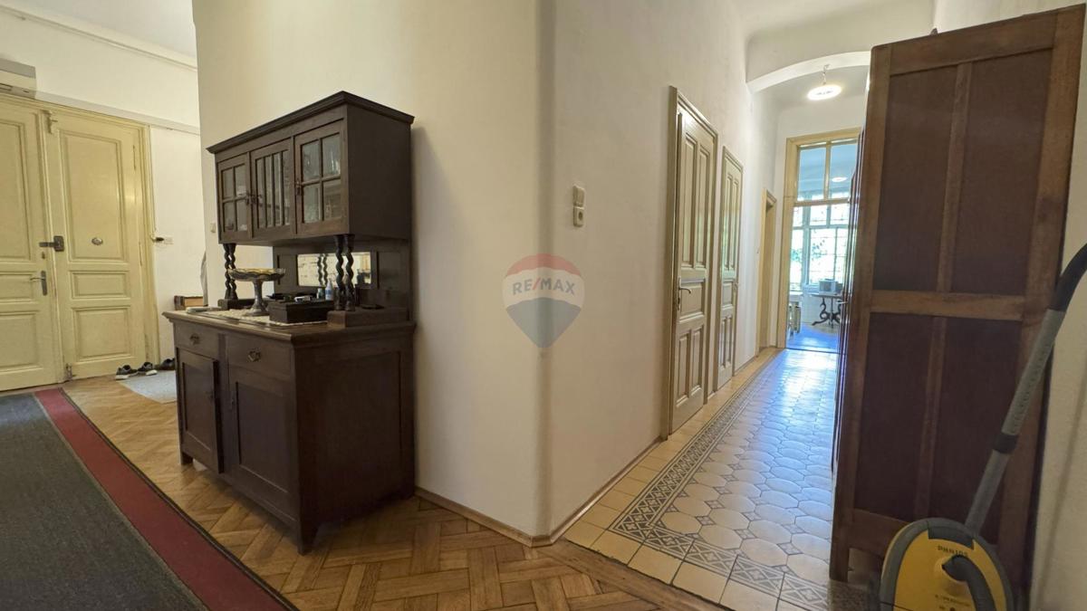Appartamento Donji grad, Donji Grad, 174,35m2