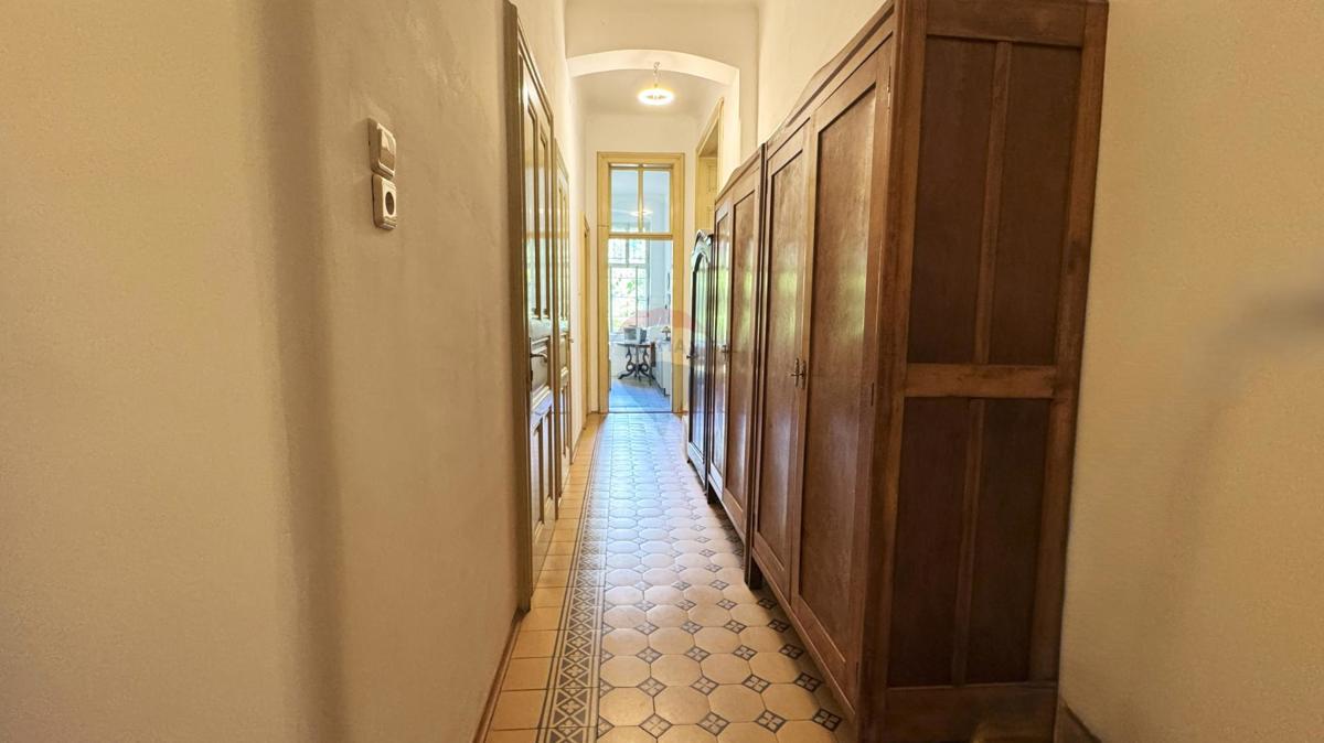 Appartamento Donji grad, Donji Grad, 174,35m2