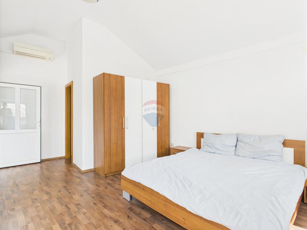 Crikvenica, Bribir – casa a schiera con garage