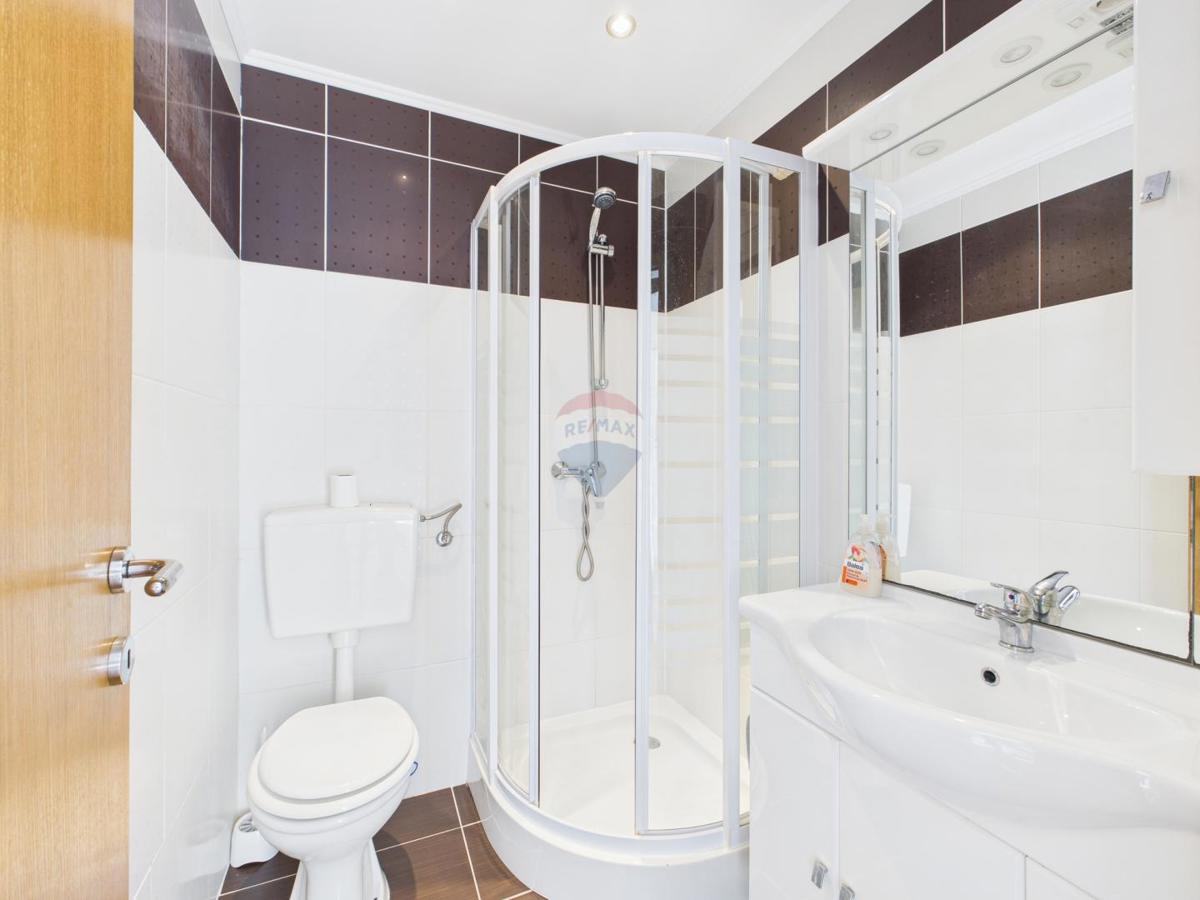 Crikvenica, Bribir – casa a schiera con garage