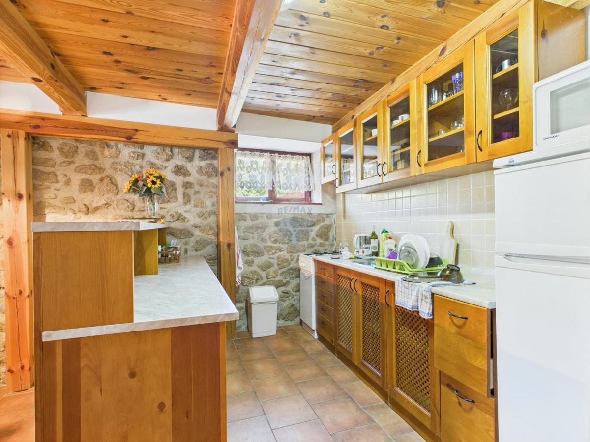 Crikvenica, Drivenik – casa con appartamenti per investimento