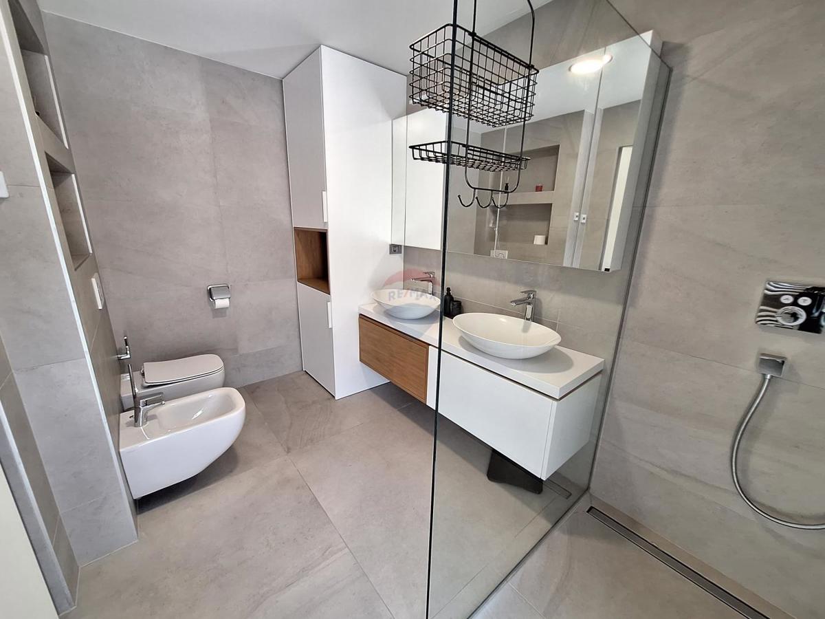 Appartamento Dobreć, Opatija - Okolica, 80m2