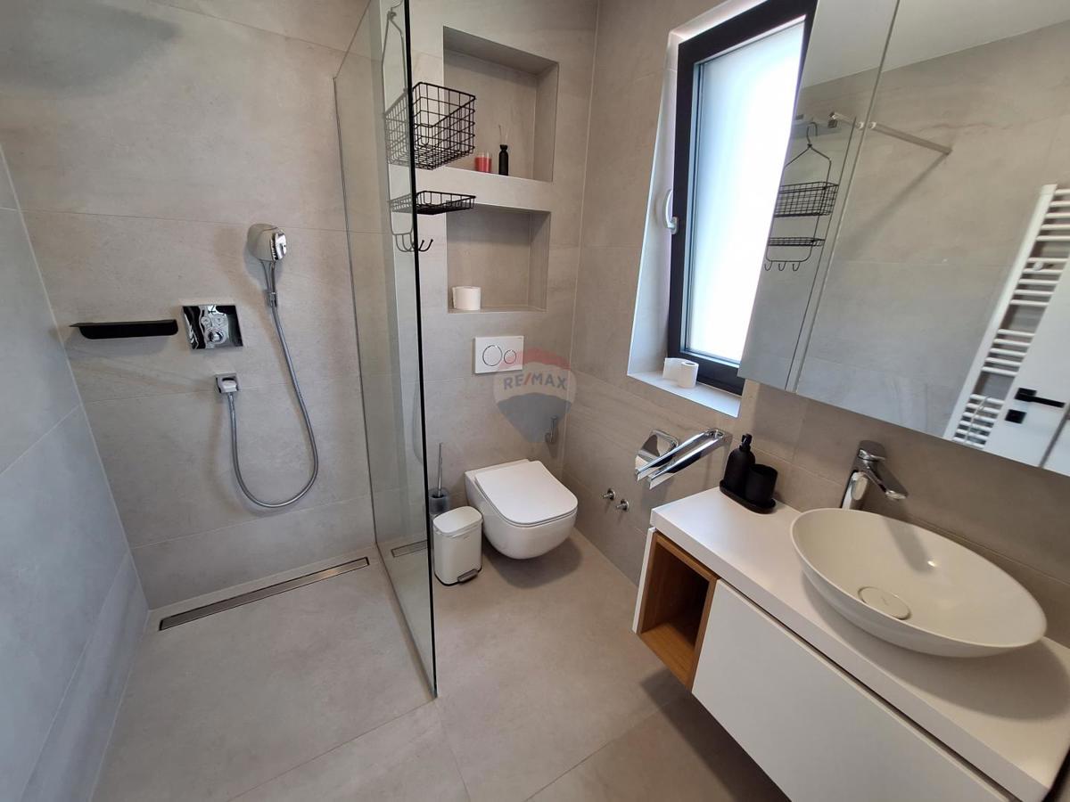 Appartamento Dobreć, Opatija - Okolica, 80m2