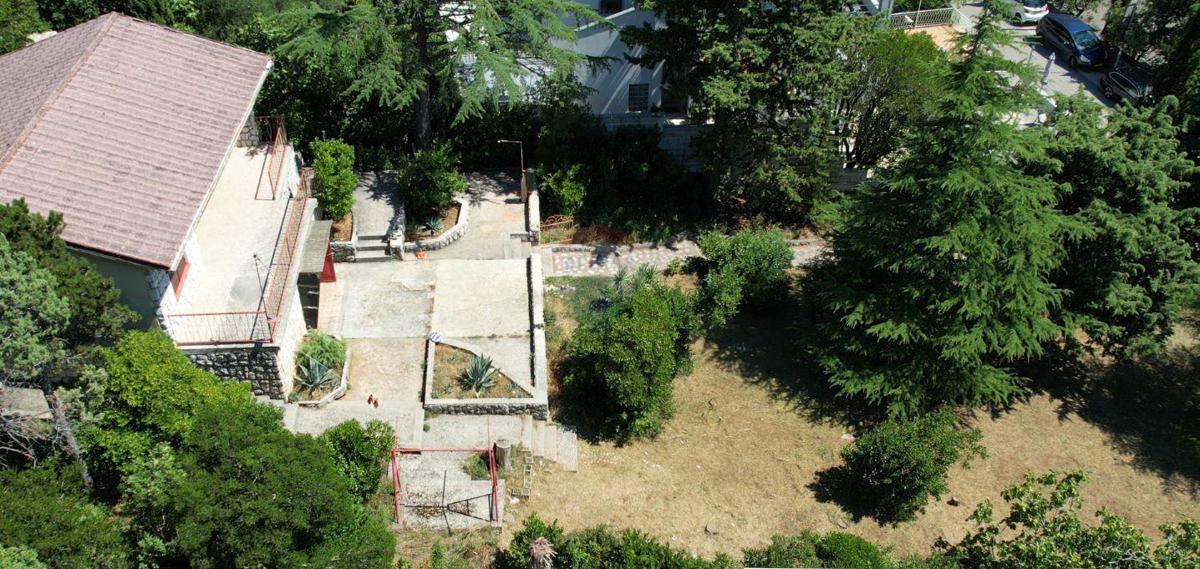Terreno edificabile Novi Vinodolski, 1.057m2