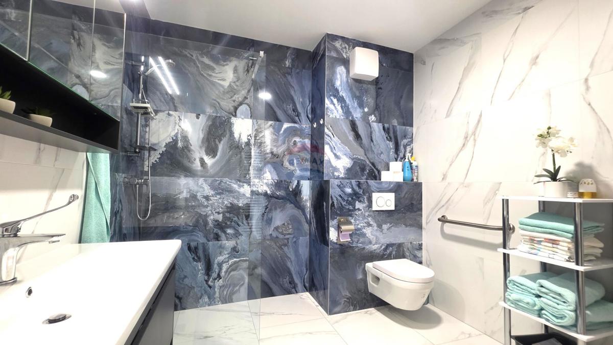 Istria,Umago-Appartamento di Lusso al Piano Terra