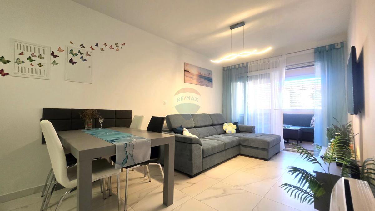 Istria,Umago-Appartamento di Lusso al Piano Terra