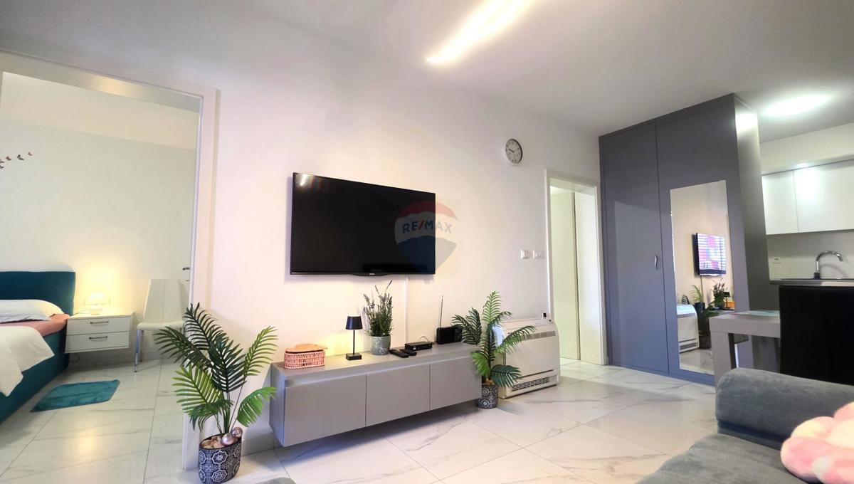 Istria,Umago-Appartamento di Lusso al Piano Terra