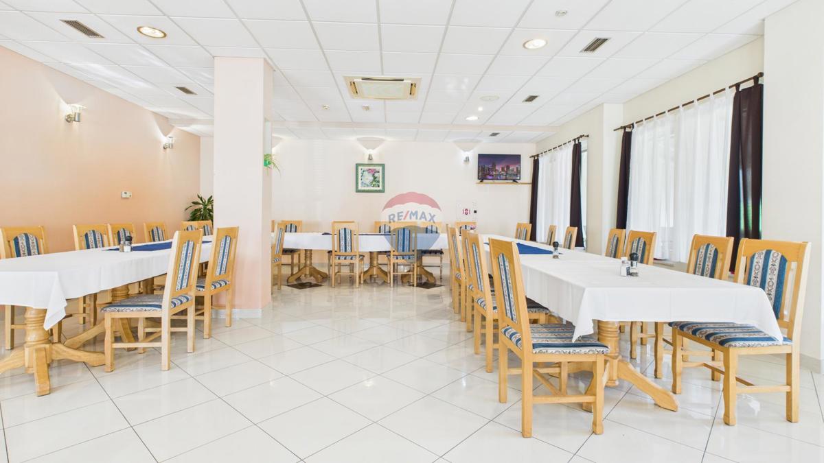 Attività commerciale Tuheljske Toplice, Tuhelj, 389,32m2