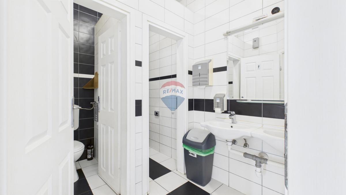 Attività commerciale Tuheljske Toplice, Tuhelj, 389,32m2