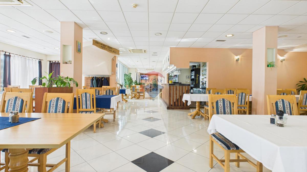 Attività commerciale Tuheljske Toplice, Tuhelj, 389,32m2