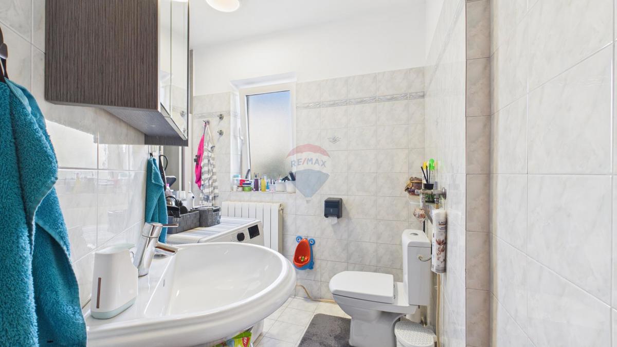 Crikvenica, Selce – raro trilocale con parcheggio