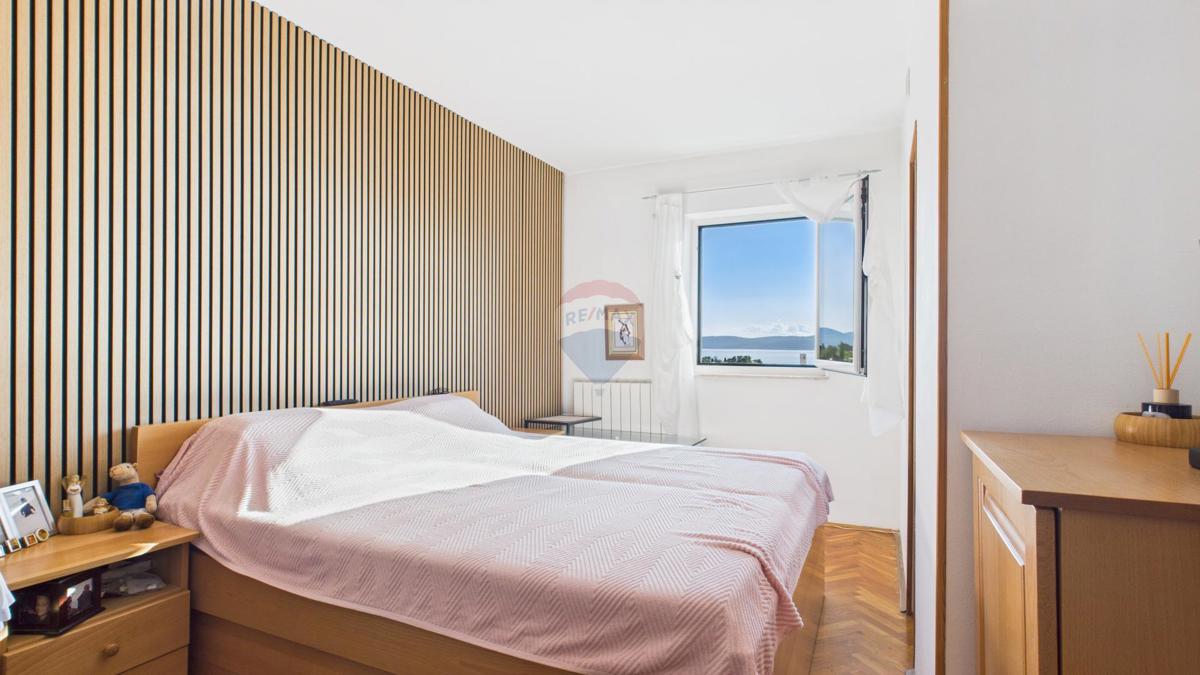 Crikvenica, Selce – raro trilocale con parcheggio