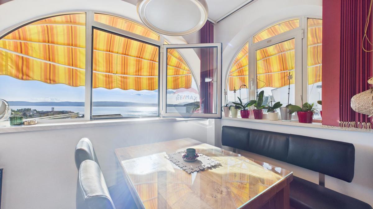 Crikvenica, Selce – raro trilocale con parcheggio