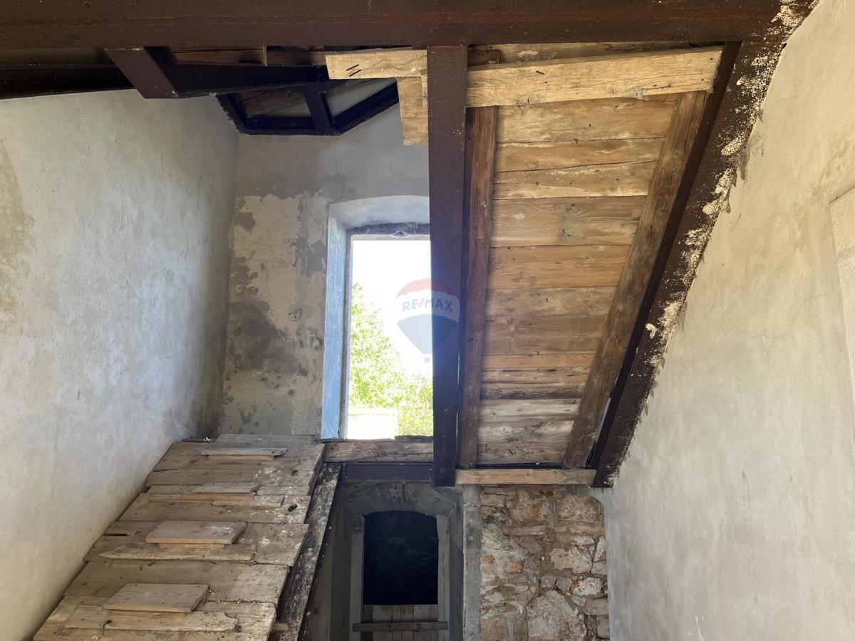 Casa okolica Pule, Pula, 750m2