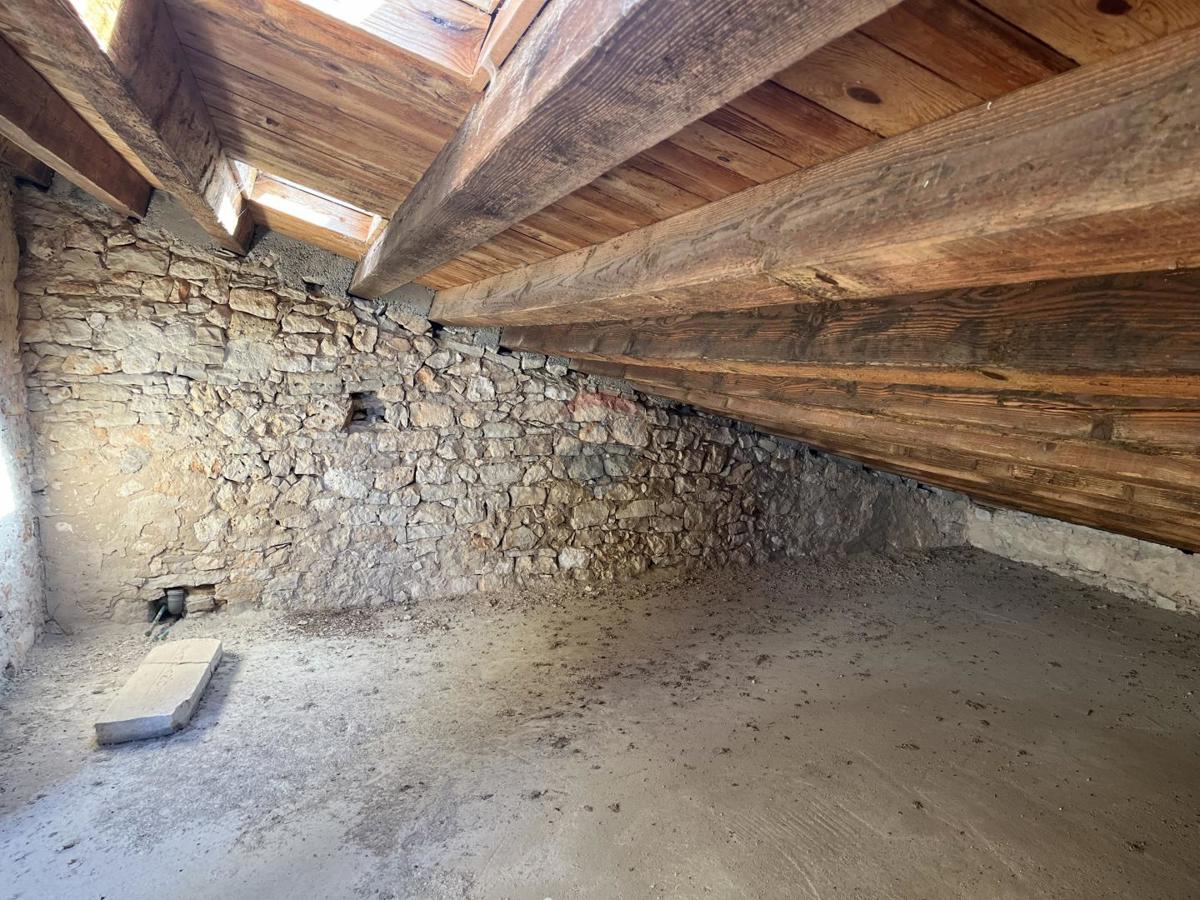 Casa okolica Pule, Pula, 750m2