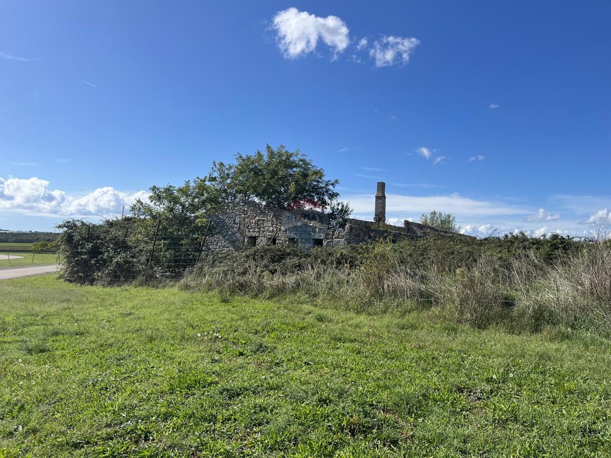 Casa okolica Pule, Pula, 750m2