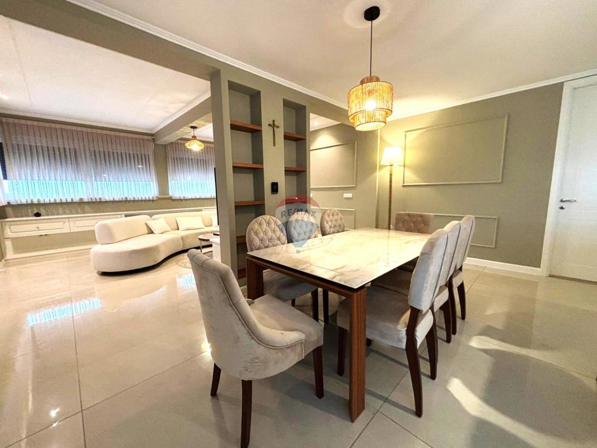 Appartamento Centar, Velika Gorica, 180m2