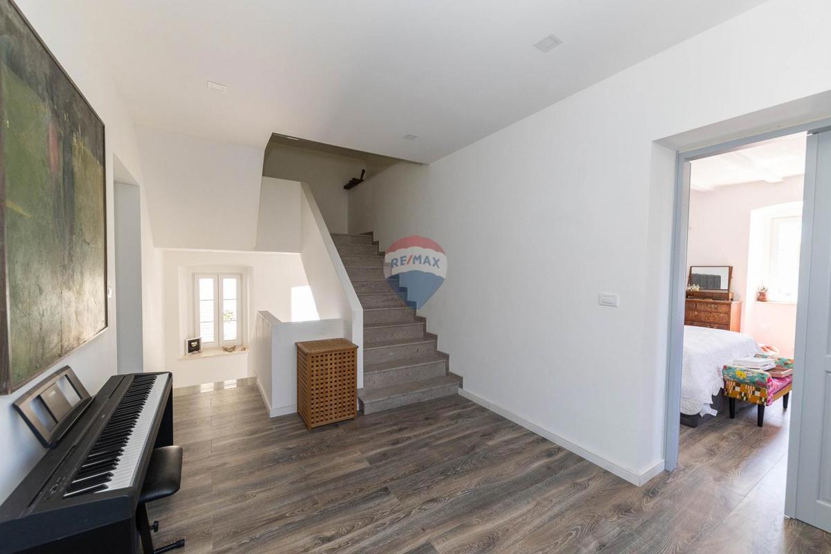 Casa Bribir, Vinodolska Općina, 325m2