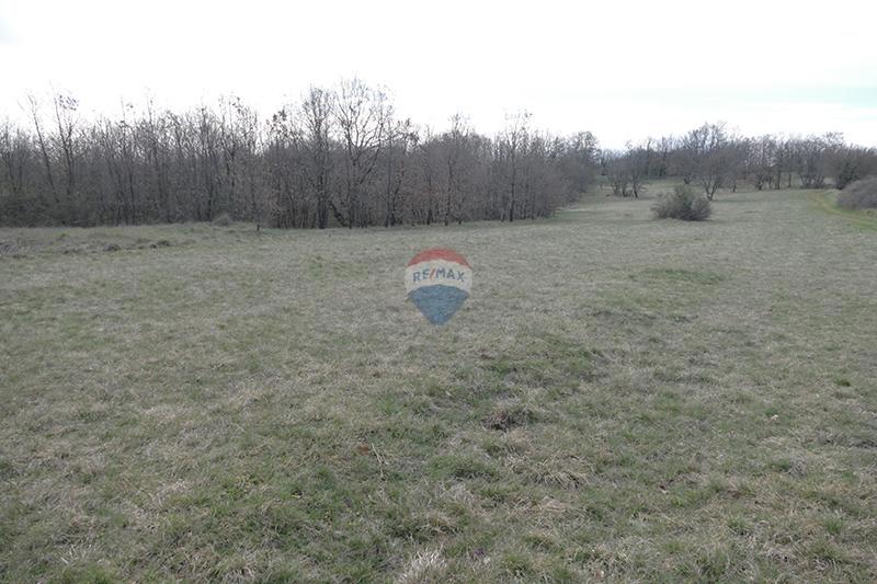 Terreno edificabile Štokovci, Svetvinčenat, 4.060m2