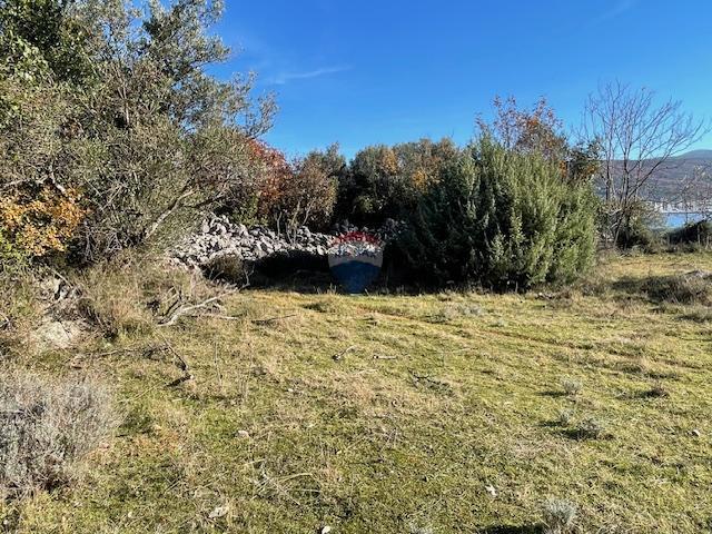 Terreno non edificabile Kornić, Krk, 1.541m2