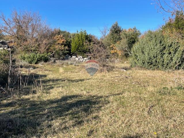 Terreno non edificabile Kornić, Krk, 1.541m2