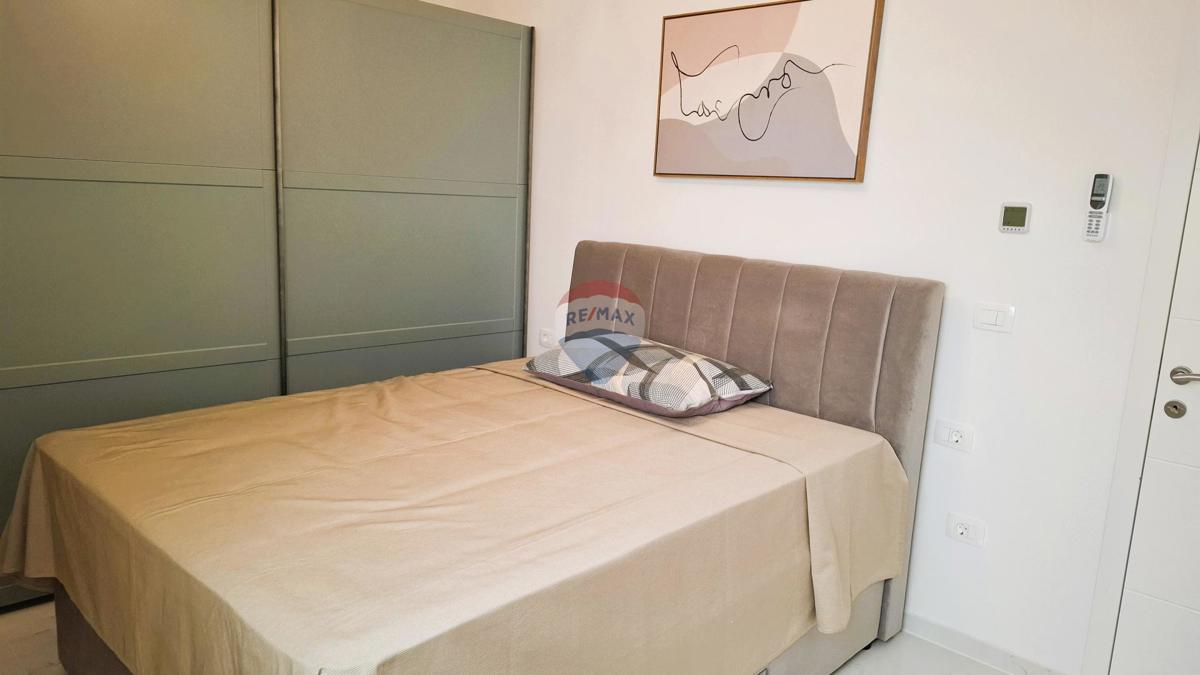 Appartamento a Novigrad con terrazza sul tetto e vista mare