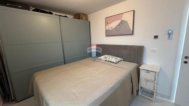 Appartamento a Novigrad con terrazza sul tetto e vista mare