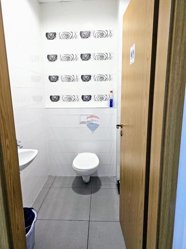 Attività commerciale Rudeš, Trešnjevka - Sjever, 38m2